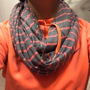 Women’s Infinity Scarf